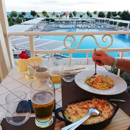 Moderne Nove Studio Pri Plazi Pre 2 Az 4 Osoby, Premier - Apartment